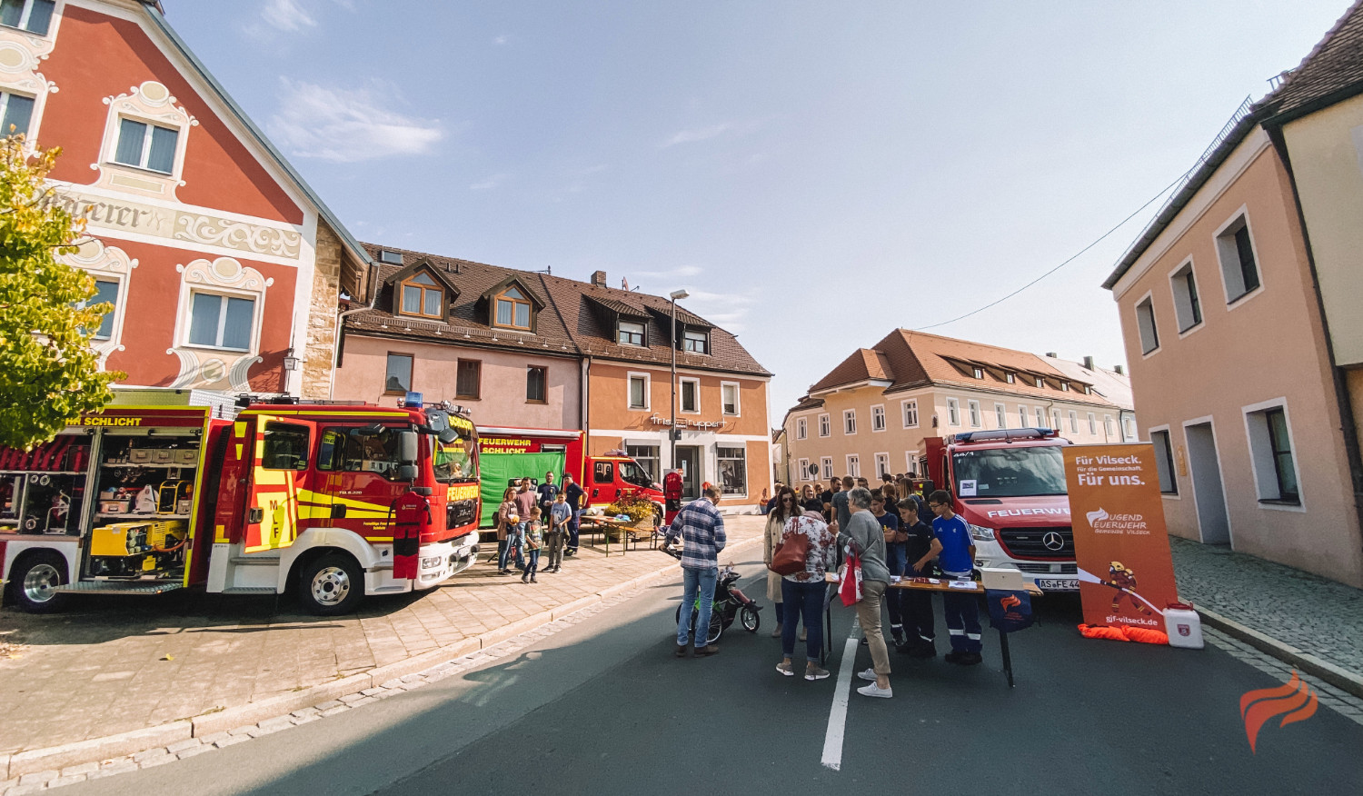 Titelbild Jugendfeuerwehr Gemeinde Vilseck präsentiert sich am Herbstmarkt 2021