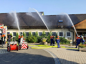 Bild Jugendfeuerwehren üben gemeinsam