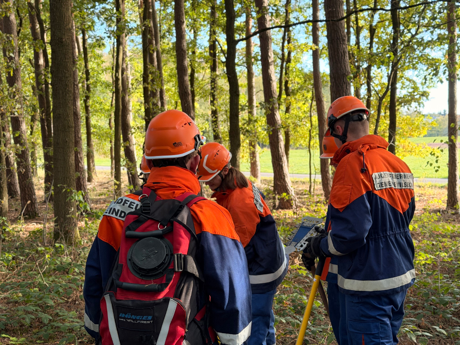 Beitragsbild Jugendfeuerwehren proben den Waldbrand-Einsatz